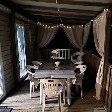 Mobil-home אתר קמפינג